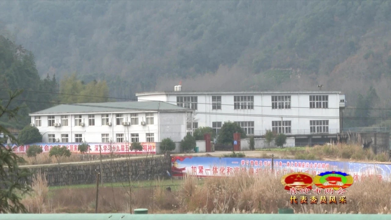 我集團(tuán)積極響應(yīng)國家號(hào)召，扶貧發(fā)展兩不誤！